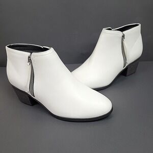 J Adams White Ankle Booties Women's 7.5 Zip Block Heel